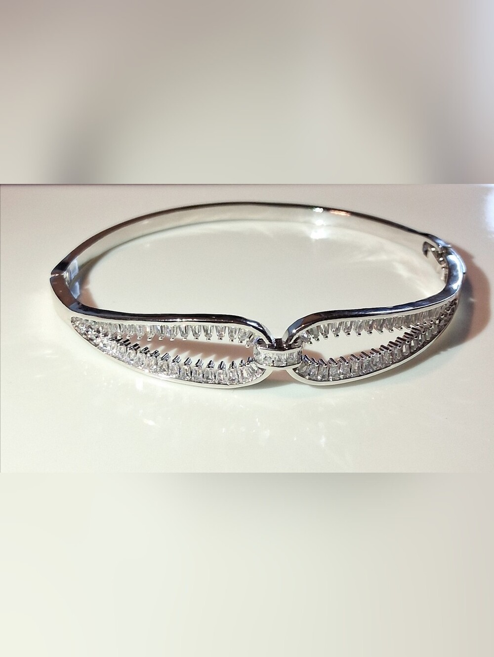 Elegant Silver Openwork Bangle Bracelet